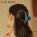 Y921EA013-840 Заколка-краб для волос, голубая